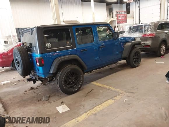 ✅ 2021 Jeep Wrangler Unlimited Sport S • VIN: 1C4HJXDG9MW797013 • Lot: 41966754. Listed on IAAI with 53,583 mi. Free auction sales archive from the USA and detailed vehicle history report at DreamBid. Image 4.