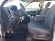 ✅ 2015 Ram 1500 Tradesman • VIN: 1C6RR7KMXFS585177 • Lot: 89642395. Wystawiony na Copart z przebiegiem 221 716 mil. Bezpłatny archiwum sprzedaży aukcyjnych z USA i szczegółowy raport historii pojazdu na DreamBid. Zdjęcie 7.