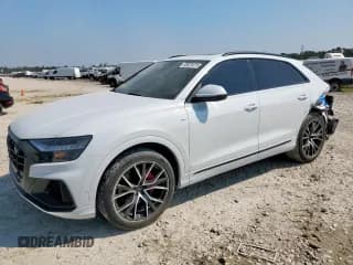 ✅ 2021 Audi Q8 Prestige • VIN: WA1FVAF11MD024737 • Lot: 80625475. Wystawiony na Copart z przebiegiem 35 356 mil. Bezpłatny archiwum sprzedaży aukcyjnych z USA i szczegółowy raport historii pojazdu na DreamBid. Zdjęcie 1.