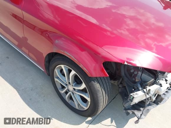 ✅ 2016 Mercedes-Benz C 300 • VIN: 55SWF4JB0GU163676 • Lot: 43076225. Listed on IAAI with 60,805 mi. Free auction sales archive from the USA and detailed vehicle history report at DreamBid. Image 17.