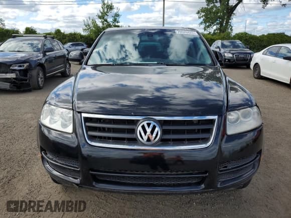✅ 2004 Volkswagen Touareg • VIN: WVGBC67L44D010303 • Lot: 70526825. Listed on Copart with 265,608 mi. Free auction sales archive from the USA and detailed vehicle history report at DreamBid. Image 5.