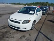 ✅ 2008 Scion tC • VIN: JTKDE167580268575 • Lot: 43523563. Wystawiony na IAAI z przebiegiem 309 649 mil. Bezpłatny archiwum sprzedaży aukcyjnych z USA i szczegółowy raport historii pojazdu na DreamBid. Zdjęcie 2.