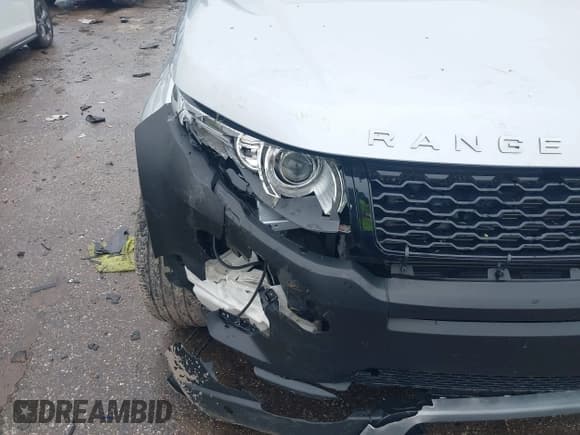 ✅ 2015 Land Rover Range Rover Evoque Pure Premium • VIN: SALVR2BG6FH070994 • Lot: 41536880. Wystawiony na IAAI z przebiegiem 59 173 mil. Bezpłatny archiwum sprzedaży aukcyjnych z USA i szczegółowy raport historii pojazdu na DreamBid. Zdjęcie 6.