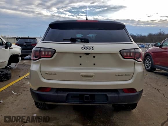 ✅ 2018 Jeep Compass Limited • VIN: 3C4NJDCBXJT149155 • Lot: 93930085. Wystawiony na Copart z przebiegiem 80 988 mil. Bezpłatny archiwum sprzedaży aukcyjnych z USA i szczegółowy raport historii pojazdu na DreamBid. Zdjęcie 6.