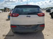 ✅ 2015 Jeep Cherokee Sport • VIN: 1C4PJLAB5FW766552 • Лот: 81806715. Опубликован ранее на Copart с пробегом 138 486 миль. Бесплатный доступ к архиву аукционных продаж из США и подробный отчёт об истории автомобиля на DreamBid. Изображение 6.