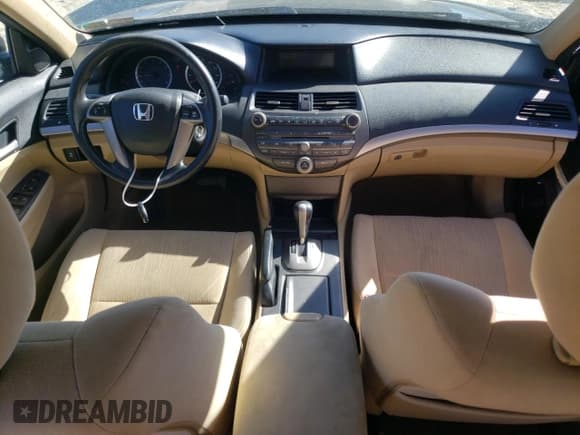 ✅ 2012 Honda Accord LX Premium • VIN: 1HGCP2F45CA172586 • Lot: 91189035. Listed on Copart with 108,246 mi. Free auction sales archive from the USA and detailed vehicle history report at DreamBid. Image 8.