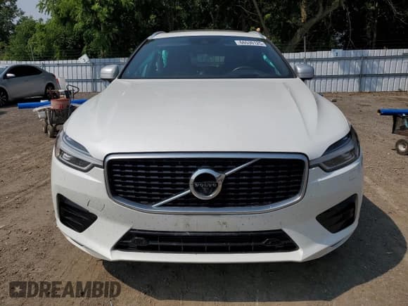 ✅ 2019 Volvo XC60 R-Design • VIN: LYVA22RM8KB367539 • Lot: 66530125. Listed on Copart with 178,524 mi. Free auction sales archive from the USA and detailed vehicle history report at DreamBid. Image 5.