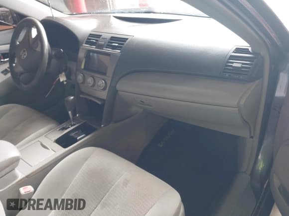 ✅ 2010 Toyota Camry • VIN: 4T1BF3EK8AU524232 • Лот: 43340044. Опубликован ранее на IAAI с пробегом 160 077 миль. Бесплатный доступ к архиву аукционных продаж из США и подробный отчёт об истории автомобиля на DreamBid. Изображение 5.