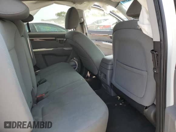 2012 Hyundai Santa Fe GLS с VIN 5XYZG3AB5CG134120, выставлен на аукционе Copart как лот 70640204 с пробегом Не указан миль и Списание • Salvage title. История ставок и продаж доступна на DreamBid. Изображение 11.