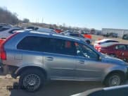 ✅ 2013 Volvo XC90 R-Design • VIN: YV4952CT4D1646245 • Lot: 41200203. Listed on IAAI with 139,824 mi. Free auction sales archive from the USA and detailed vehicle history report at DreamBid. Image 13.