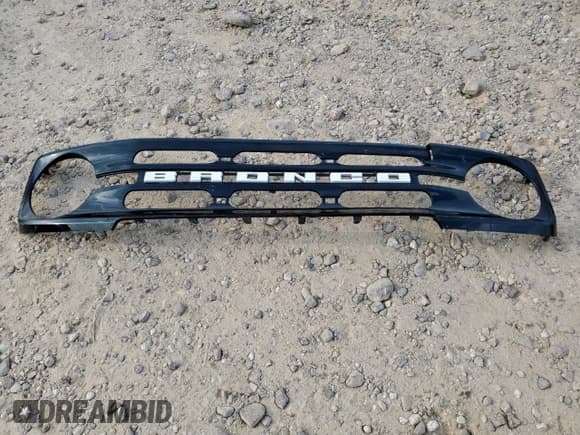 ✅ 2023 Ford Bronco Badlands • VIN: 1FMEE5DP5PLB17492 • Lot: 92749175. Listed on Copart with 34,922 mi. Free auction sales archive from the USA and detailed vehicle history report at DreamBid. Image 13.