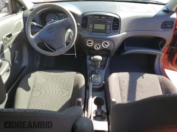 ✅ 2009 Hyundai Accent GS • VIN: KMHCM36C99U122961 • Лот: 81528945. Опубликован ранее на Copart с пробегом 66 116 миль. Бесплатный доступ к архиву аукционных продаж из США и подробный отчёт об истории автомобиля на DreamBid. Изображение 8.