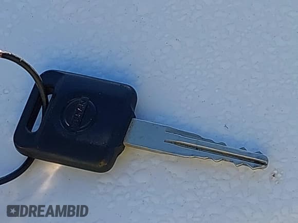 ✅ 2024 Nissan Versa S • VIN: 3N1CN8DV1RL903652 • Lot: 43802489. Wystawiony na IAAI z przebiegiem 25 127 mil. Bezpłatny archiwum sprzedaży aukcyjnych z USA i szczegółowy raport historii pojazdu na DreamBid. Zdjęcie 11.