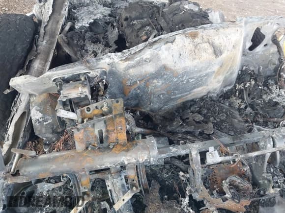 ✅ 2015 Ford F-150 XLT • VIN: 1FTEW1E85FKE65332 • Lot: 42203719. Wystawiony na IAAI z przebiegiem Nie podano. Bezpłatny archiwum sprzedaży aukcyjnych z USA i szczegółowy raport historii pojazdu na DreamBid. Zdjęcie 7.