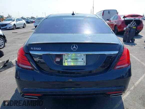 ✅ 2015 Mercedes-Benz S 550 • VIN: WDDUG8CB7FA074310 • Лот: 42899556. Опубликован ранее на IAAI с пробегом 186 028 миль. Бесплатный доступ к архиву аукционных продаж из США и подробный отчёт об истории автомобиля на DreamBid. Изображение 16.