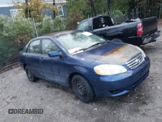 ✅ 2004 Toyota Corolla LE • VIN: 2T1BR32E14C286798 • Lot: 43581882. Listed on IAAI with 223,971 mi. Free auction sales archive from the USA and detailed vehicle history report at DreamBid. Image 1.