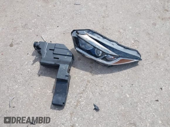 ✅ 2021 Honda HR-V Sport • VIN: 3CZRU6H17MM750021 • Lot: 43051834. Listed on IAAI with 49,240 mi. Free auction sales archive from the USA and detailed vehicle history report at DreamBid. Image 12.