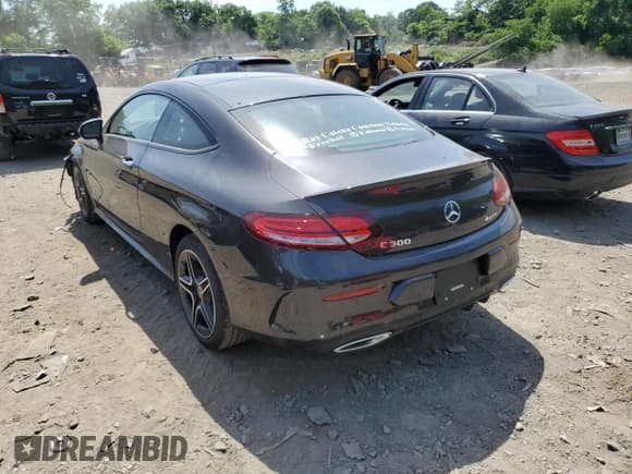 ✅ 2023 Mercedes-Benz C 300 • VIN: W1KWJ8EB9PG131614 • Lot: 58864384. Wystawiony na Copart z przebiegiem 3 069 mil. Bezpłatny archiwum sprzedaży aukcyjnych z USA i szczegółowy raport historii pojazdu na DreamBid. Zdjęcie 2.