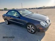 ✅ 2008 Mercedes-Benz CLK 350 • VIN: WDBTK56F38T091547 • Lot: 81066275. Listed on Copart with 105,170 mi. Free auction sales archive from the USA and detailed vehicle history report at DreamBid. Image 4.