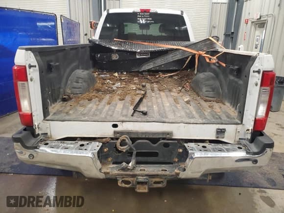 ✅ 2017 Ford F-350 Lariat • VIN: 1FT8W3BT4HED42205 • Lot: 91011055. Listed on Copart with Not provided. Free auction sales archive from the USA and detailed vehicle history report at DreamBid. Image 6.