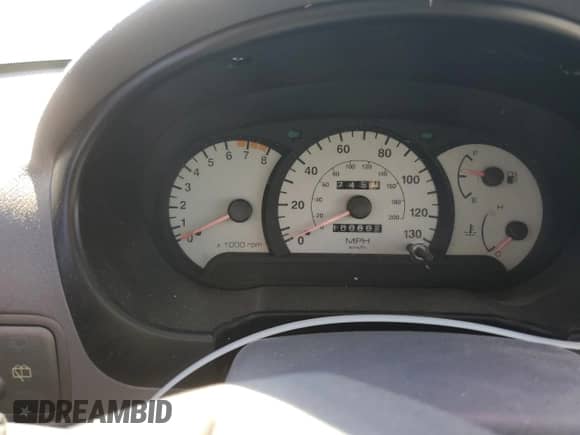 2001 Hyundai Accent GS z VIN KMHCG35CX1U138406, wystawiony jako Copart lot #81693065 z przebiegiem 100 605 mil mil oraz Szkoda całkowita • Salvage title. Historia ofert i sprzedaży dostępna na DreamBid. Obrazek 9.