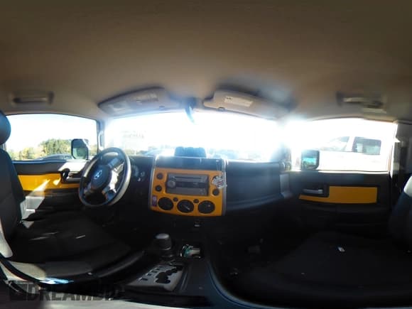 ✅ 2007 Toyota FJ Cruiser • VIN: JTEZU11F770010728 • Lot: 43397046. Listed on IAAI with 217,342 mi. Free auction sales archive from the USA and detailed vehicle history report at DreamBid. Image 18.