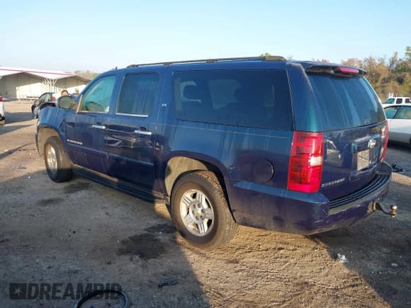 ✅ 2007 Chevrolet Suburban LT • VIN: 3GNFC16077G230369 • Lot: 41476661. Listed on IAAI with 229,676 mi. Free auction sales archive from the USA and detailed vehicle history report at DreamBid. Image 3.