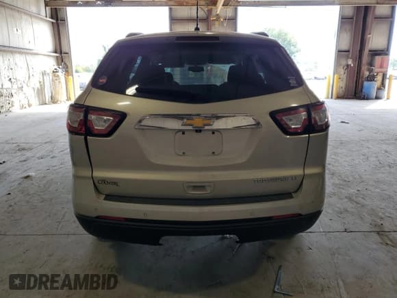 ✅ 2015 Chevrolet Traverse LT • VIN: 1GNKRGKD1FJ212861 • Lot: 69092244. Wystawiony na Copart z przebiegiem 103 592 mil. Bezpłatny archiwum sprzedaży aukcyjnych z USA i szczegółowy raport historii pojazdu na DreamBid. Zdjęcie 6.