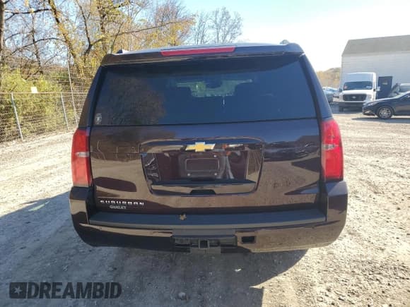 ✅ 2020 Chevrolet Suburban LT • VIN: 1GNSKHKC7LR179279 • Lot: 82480925. Wystawiony na Copart z przebiegiem 71 889 mil. Bezpłatny archiwum sprzedaży aukcyjnych z USA i szczegółowy raport historii pojazdu na DreamBid. Zdjęcie 6.