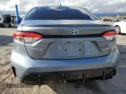 ✅ 2023 Toyota Corolla Hybrid LE • VIN: JTDBCMFE6PJ004231 • Lot: 82152615. Wystawiony na Copart z przebiegiem 97 142 mil. Bezpłatny archiwum sprzedaży aukcyjnych z USA i szczegółowy raport historii pojazdu na DreamBid. Zdjęcie 6.