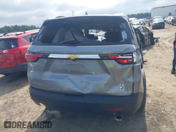 ✅ 2023 Chevrolet Traverse LT Cloth • VIN: 1GNEVMKW6PJ213899 • Lot: 42864881. Listed on IAAI with Not provided. Free auction sales archive from the USA and detailed vehicle history report at DreamBid. Image 16.