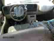 2001 Chevrolet Suburban LT with VIN 3GNGK26U21G101320, listed as a Copart auction lot 52508735 with 264,832 mi miles and Salvage title. Bid and sale history available at DreamBid. Image 8.