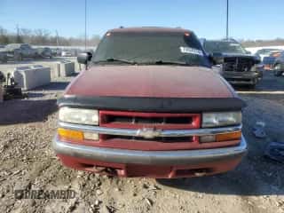 2000 Chevrolet Blazer LS z VIN 1GNDT13W1Y2308767, wystawiony jako Copart lot #78888274 z przebiegiem Nie podano mil oraz Nie do naprawy • Non repairable. Historia ofert i sprzedaży dostępna na DreamBid. Obrazek 5.