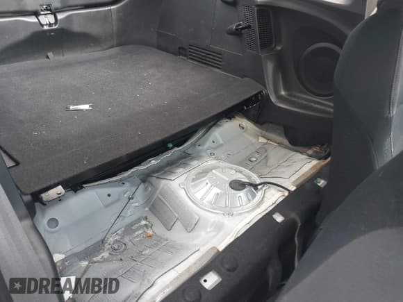 ✅ 2016 Honda CR-Z LX • VIN: JHMZF1D40GS000375 • Lot: 42441697. Listed on IAAI with 80,330 mi. Free auction sales archive from the USA and detailed vehicle history report at DreamBid. Image 8.