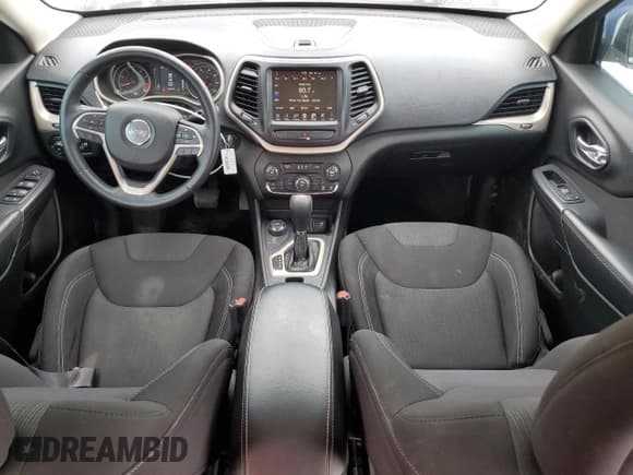 ✅ 2015 Jeep Cherokee Latitude • VIN: 1C4PJMCS9FW648488 • Lot: 71510225. Wystawiony na Copart z przebiegiem 156 788 mil. Bezpłatny archiwum sprzedaży aukcyjnych z USA i szczegółowy raport historii pojazdu na DreamBid. Zdjęcie 8.