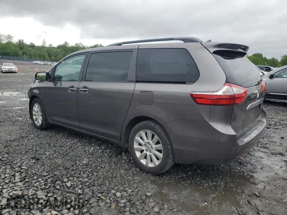 ✅ 2015 Toyota Sienna Limited • VIN: 5TDDK3DC7FS094949 • Lot: 57659845. Listed on Copart with 112,949 mi. Free auction sales archive from the USA and detailed vehicle history report at DreamBid. Image 2.