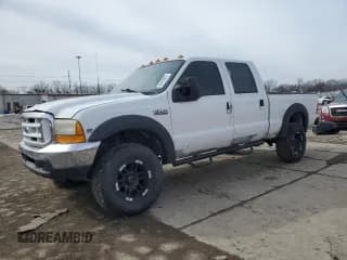 ✅ 1999 Ford F-250 XL • VIN: 1FTNX21S7XEE25340 • Lot: 45423925. Listed on Copart with 324,950 mi. Free auction sales archive from the USA and detailed vehicle history report at DreamBid. Image 1.