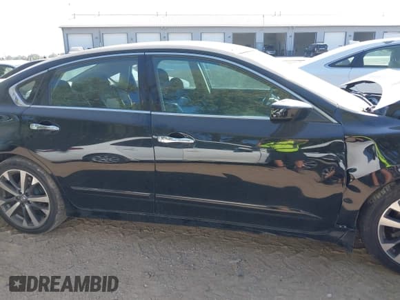 ✅ 2016 Nissan Altima SR • VIN: 1N4AL3AP2GN332534 • Lot: 43237362. Listed on IAAI with 133,814 mi. Free auction sales archive from the USA and detailed vehicle history report at DreamBid. Image 13.