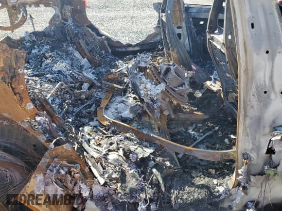 ✅ 2023 Audi e-tron GT Premium Plus • VIN: WAUFJBFW0P7002232 • Lot: 49042145. Listed on Copart with Not provided. Free auction sales archive from the USA and detailed vehicle history report at DreamBid. Image 10.