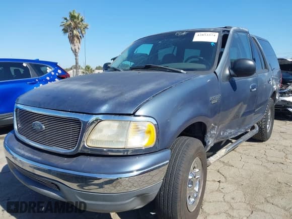 ✅ 1999 Ford Expedition XLT • VIN: 1FMPU18L5XLB05046 • Лот: 42853374. Опубликован ранее на IAAI с пробегом Не указан. Бесплатный доступ к архиву аукционных продаж из США и подробный отчёт об истории автомобиля на DreamBid. Изображение 17.