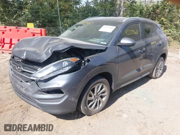 ✅ 2018 Hyundai Tucson SEL • VIN: KM8J33A42JU756384 • Lot: 43377460. Wystawiony na IAAI z przebiegiem 72 273 mil mil. Skorzystaj z bezpłatnego archiwum sprzedaży aukcyjnych z USA i zobacz szczegółowy raport historii pojazdu na DreamBid. Zdjęcie 2.