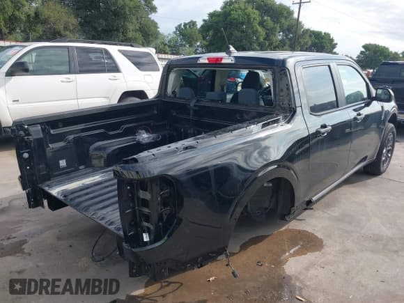 ✅ 2022 Ford Maverick XL • VIN: 3FTTW8E3XNRA37996 • Lot: 42287475. Wystawiony na IAAI z przebiegiem 23 523 mil. Bezpłatny archiwum sprzedaży aukcyjnych z USA i szczegółowy raport historii pojazdu na DreamBid. Zdjęcie 4.