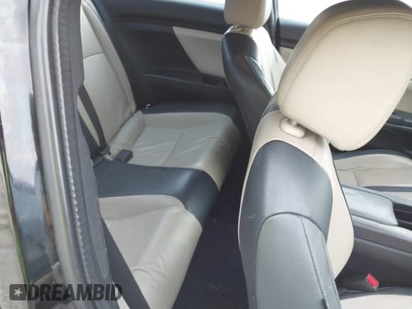 ✅ 2016 Honda Civic EX-L • VIN: 2HGFC3B70GH350393 • Лот: 41466495. Опубликован ранее на IAAI с пробегом 135 892 миль. Бесплатный доступ к архиву аукционных продаж из США и подробный отчёт об истории автомобиля на DreamBid. Изображение 8.