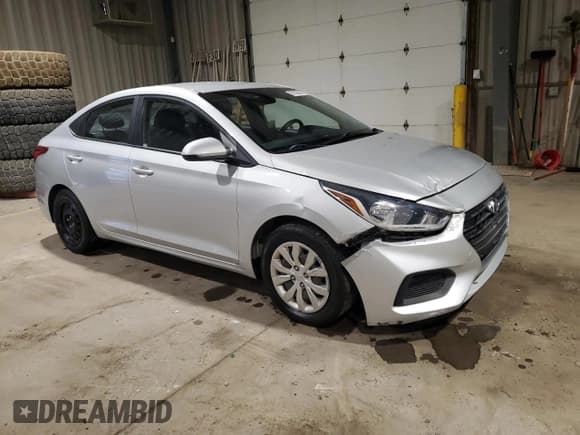 ✅ 2018 Hyundai Accent SE • VIN: 3KPC24A30JE011760 • Лот: 52108045. Опубликован ранее на Copart с пробегом 109 048 миль. Бесплатный доступ к архиву аукционных продаж из США и подробный отчёт об истории автомобиля на DreamBid. Изображение 4.