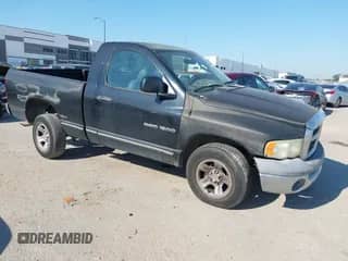 2003 Dodge 1500 ST z VIN 1D7HA16K33J588608, wystawiony jako IAAI lot #43196810 z przebiegiem 220 981 mil mil oraz . Historia ofert i sprzedaży dostępna na DreamBid. Obrazek 1.