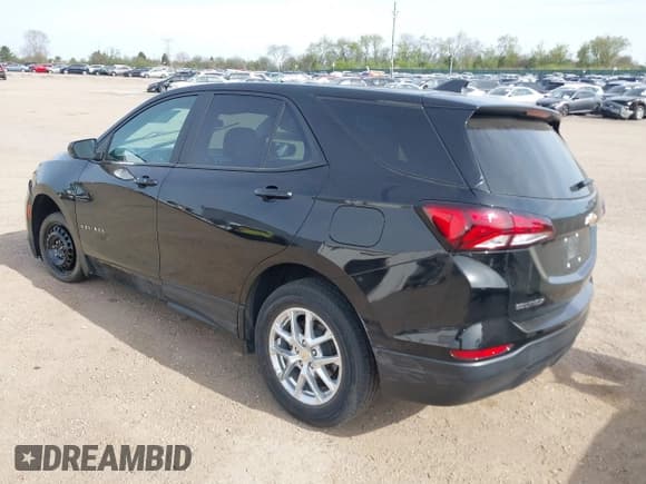 ✅ 2022 Chevrolet Equinox LS • VIN: 2GNAXSEV9N6120174 • Lot: 42151766. Listed on IAAI with 71,374 mi. Free auction sales archive from the USA and detailed vehicle history report at DreamBid. Image 3.