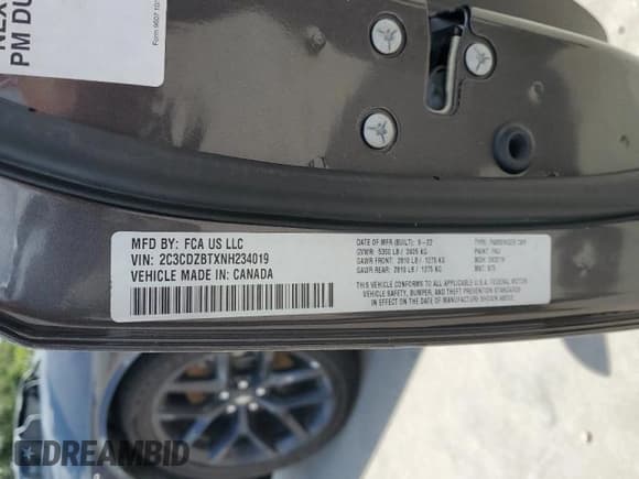 ✅ 2022 Dodge Challenger R/T • VIN: 2C3CDZBTXNH234019 • Lot: 60194254. Wystawiony na Copart z przebiegiem Nie podano. Bezpłatny archiwum sprzedaży aukcyjnych z USA i szczegółowy raport historii pojazdu na DreamBid. Zdjęcie 12.