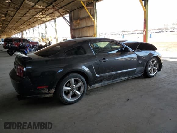 ✅ 2009 Ford Mustang GT • VIN: 1ZVHT82H995140136 • Лот: 90090435. Опубликован ранее на Copart с пробегом 90 411 миль. Бесплатный доступ к архиву аукционных продаж из США и подробный отчёт об истории автомобиля на DreamBid. Изображение 3.