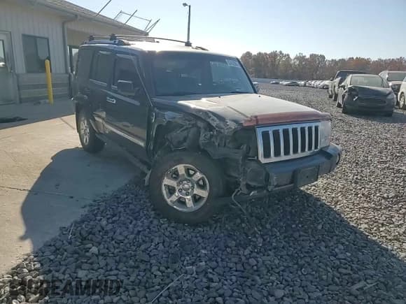 ✅ 2007 Jeep Commander Overland • VIN: 1J8HG68237C635691 • Lot: 92432865. Wystawiony na Copart z przebiegiem 98 794 mil. Bezpłatny archiwum sprzedaży aukcyjnych z USA i szczegółowy raport historii pojazdu na DreamBid. Zdjęcie 13.