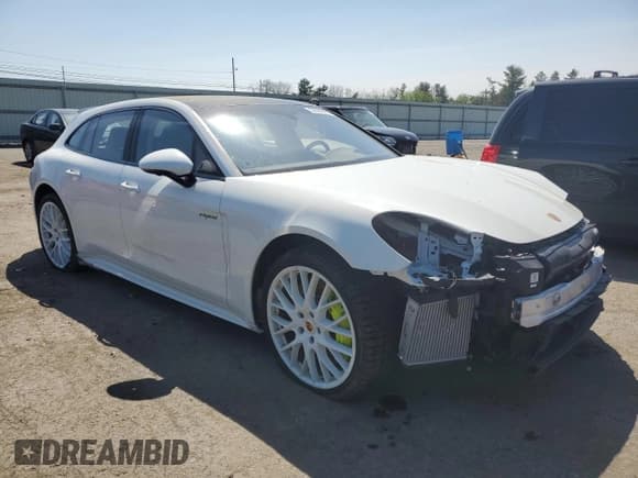 ✅ 2022 Porsche Panamera • VIN: WP0CK2A71NL171022 • Lot: 52685923. Listed on Copart with 4,658 mi. Free auction sales archive from the USA and detailed vehicle history report at DreamBid. Image 4.